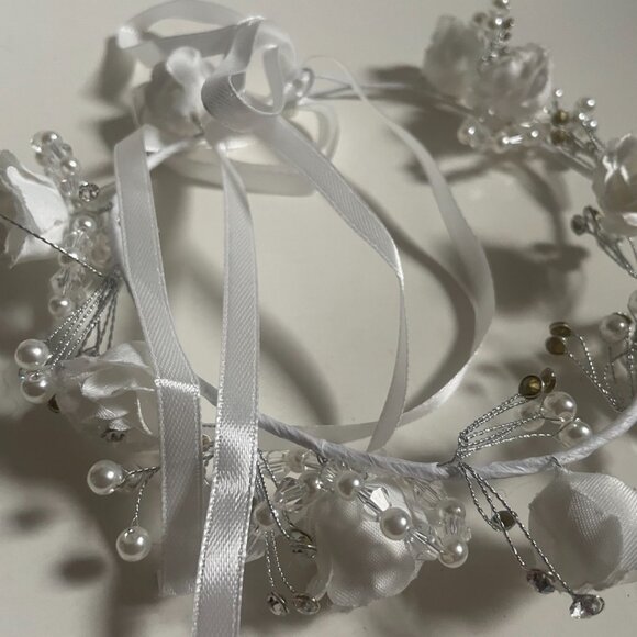 White Floral Pearl & Crystal Headband Crown - Picture 3 of 8